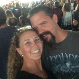 Meet your Posher, Dana